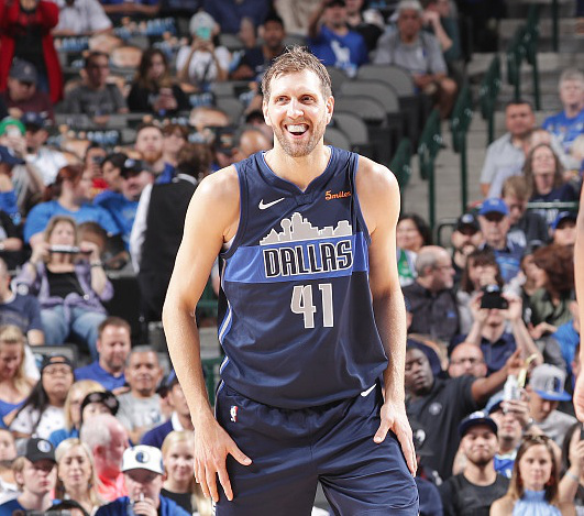 开云注册网址-关于毕尔巴鄂竞技训练开放日，窗口期篮板制胜引欢呼，欧超杯在即，球队文化再被提及的信息